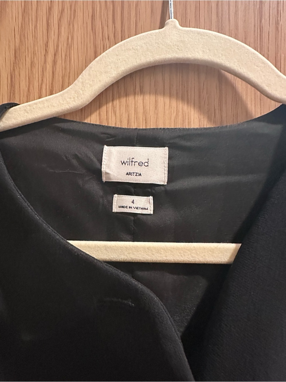 Sleeveless Black Button-Front Dress - Picture 2 of 3